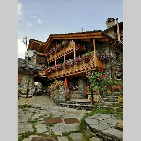 Maison Apartment